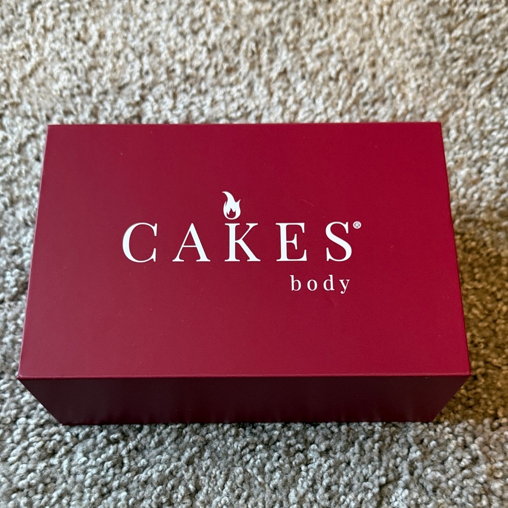 CAKES Body Cleavage Bra
